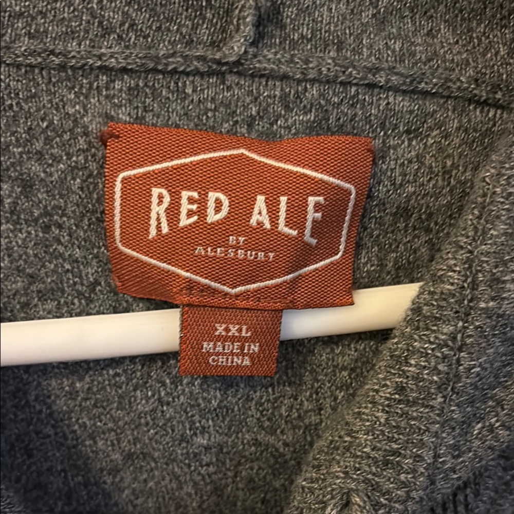 Red Ale Gray Sweater XXL